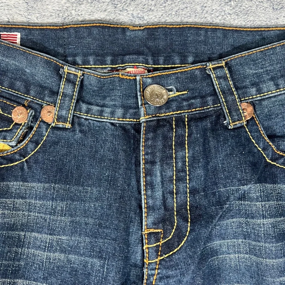 True Religion Billy Super T Dark Wash Straight Leg Jeans Men 34x33 Yellow Stitch